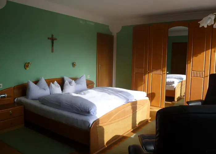 Haus Lissi Гостевой дом 3*